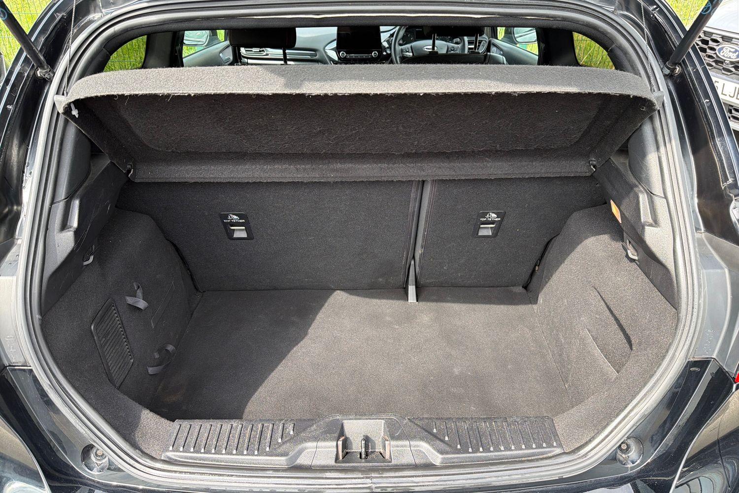 Ford FIESTA Photo 20