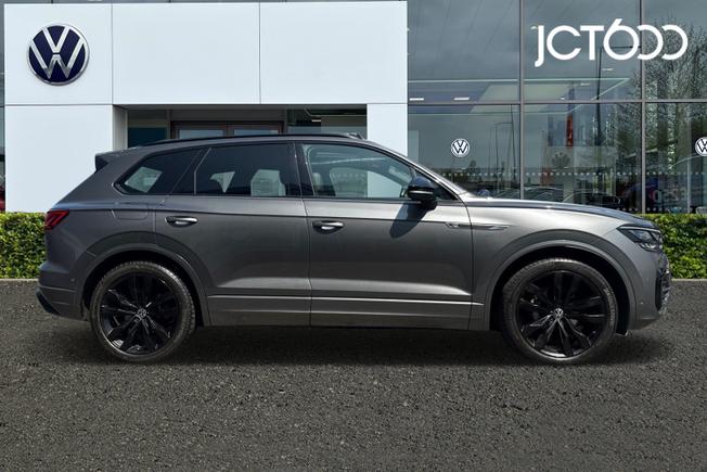 VOLKSWAGEN Touareg Photo 4
