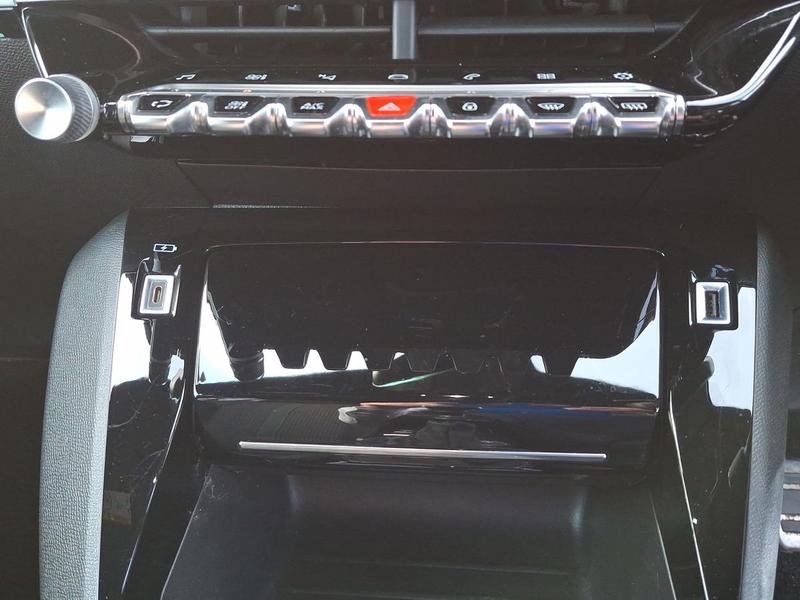 Used Peugeot 208 NA23HTC 42