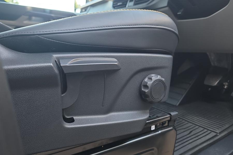Ford TRANSIT CUSTOM Photo autoimg-380f12c5f68fcbd5738ec53080c70b57da357d98.jpg