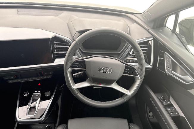 AUDI Q4 E-Tron Photo 11