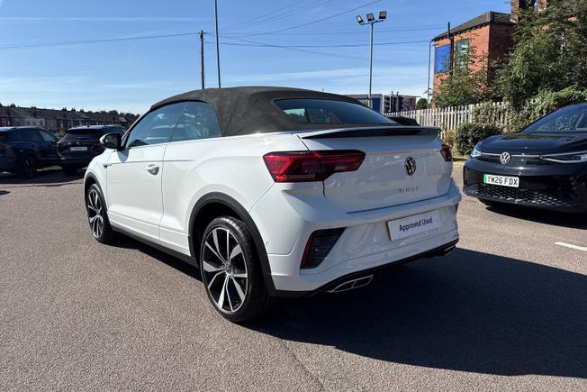 VOLKSWAGEN T-Roc Photo 23