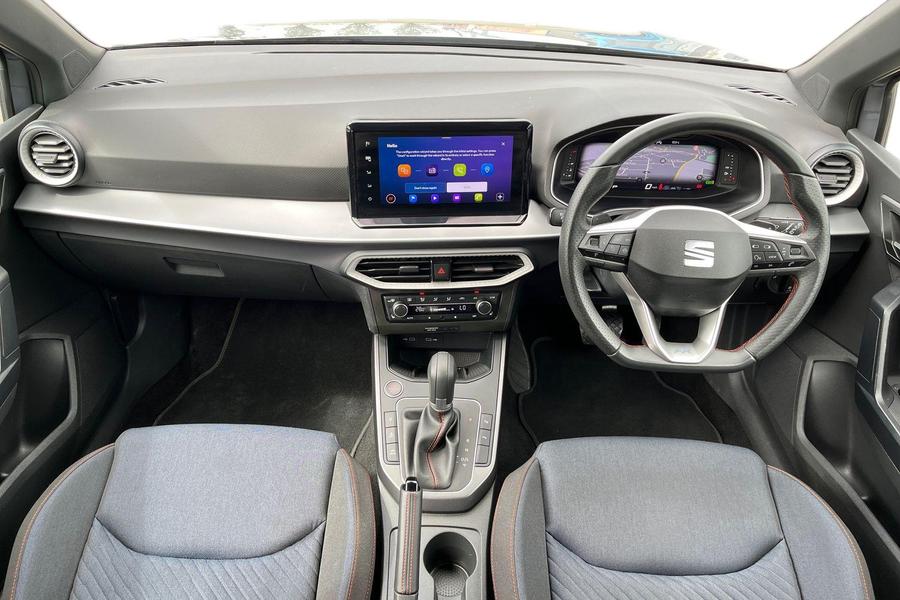 SEAT ARONA Photo autoimg-381e2b92e1939a6a2f1c2862737378052f53fd4a.jpg