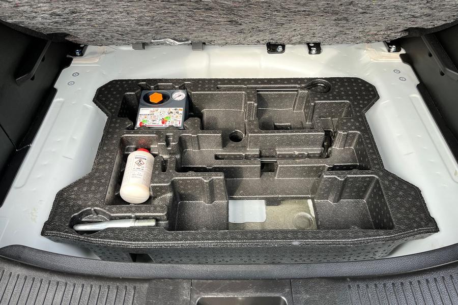 Suzuki S-Cross Photo autoimg-381f53e27e000ec4d4b126a49129ac44eb691d46.jpg