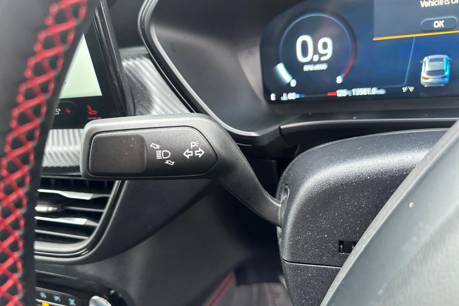 Ford KUGA Photo autoimg-381fedde95259978a48ec1ffaea0db8e6db2ecb6.jpg