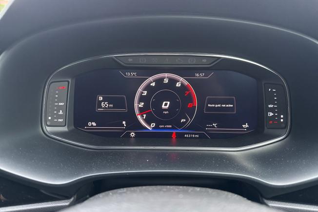 SEAT Leon Photo 16
