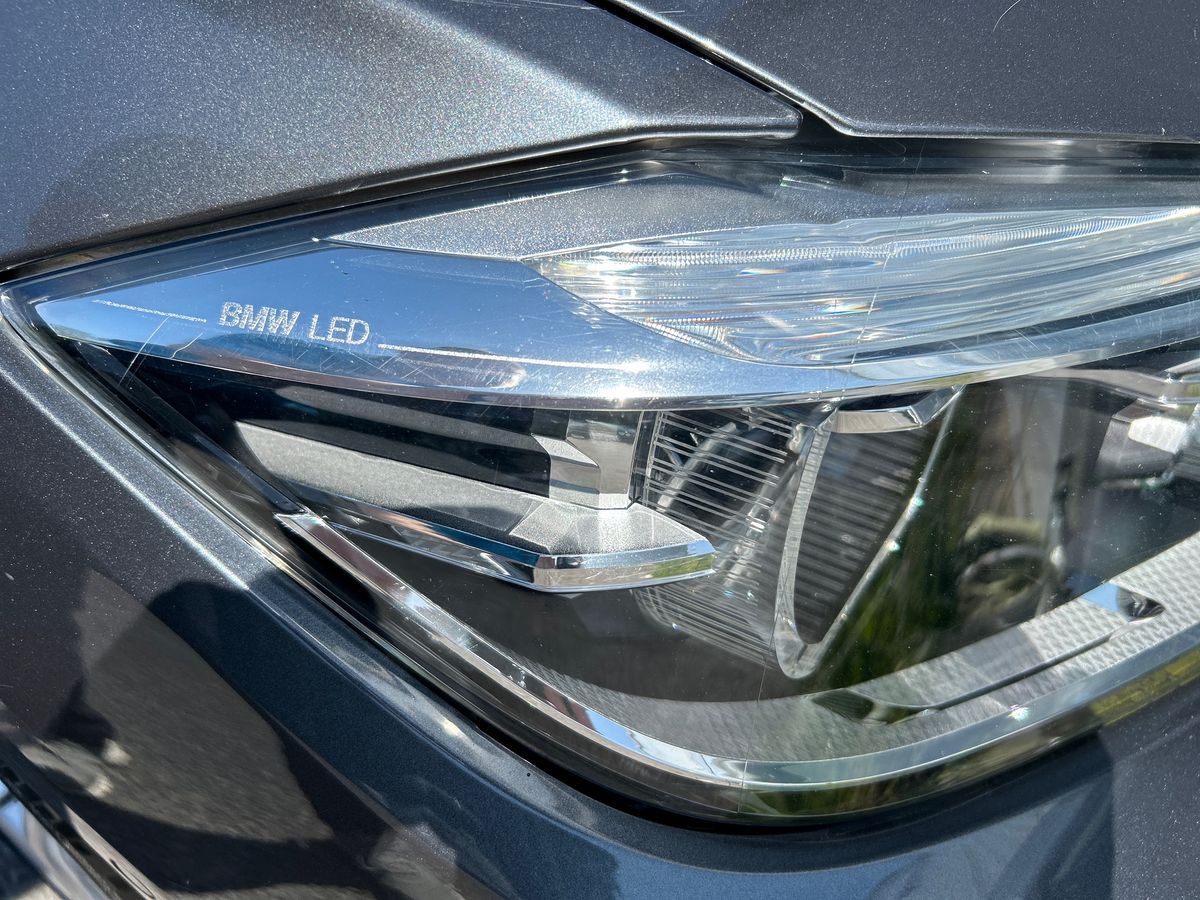 BMW 3 Series Photo 16