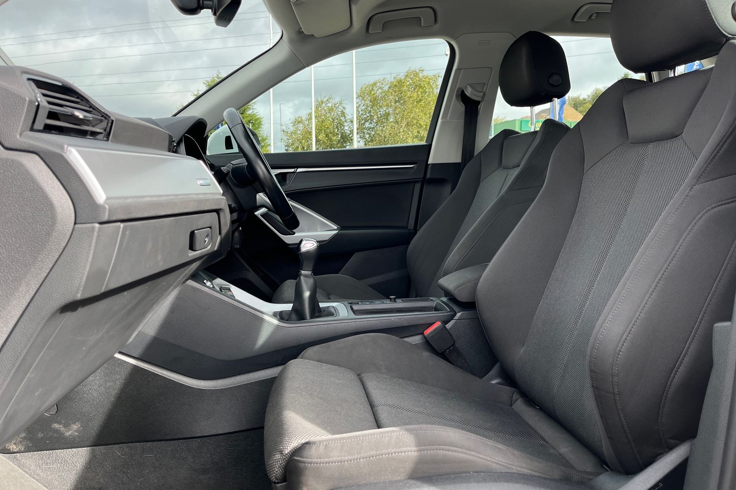 Audi Q3 Photo 18