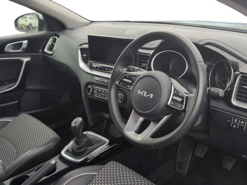 Kia XCeed Photo autoimg-382327e730ecf9b2d2f7482eae7086e17ebb1257.jpg