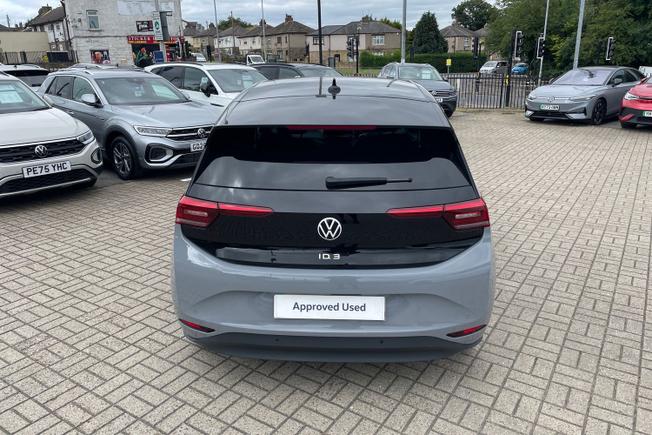 VOLKSWAGEN ID.3 Photo 38