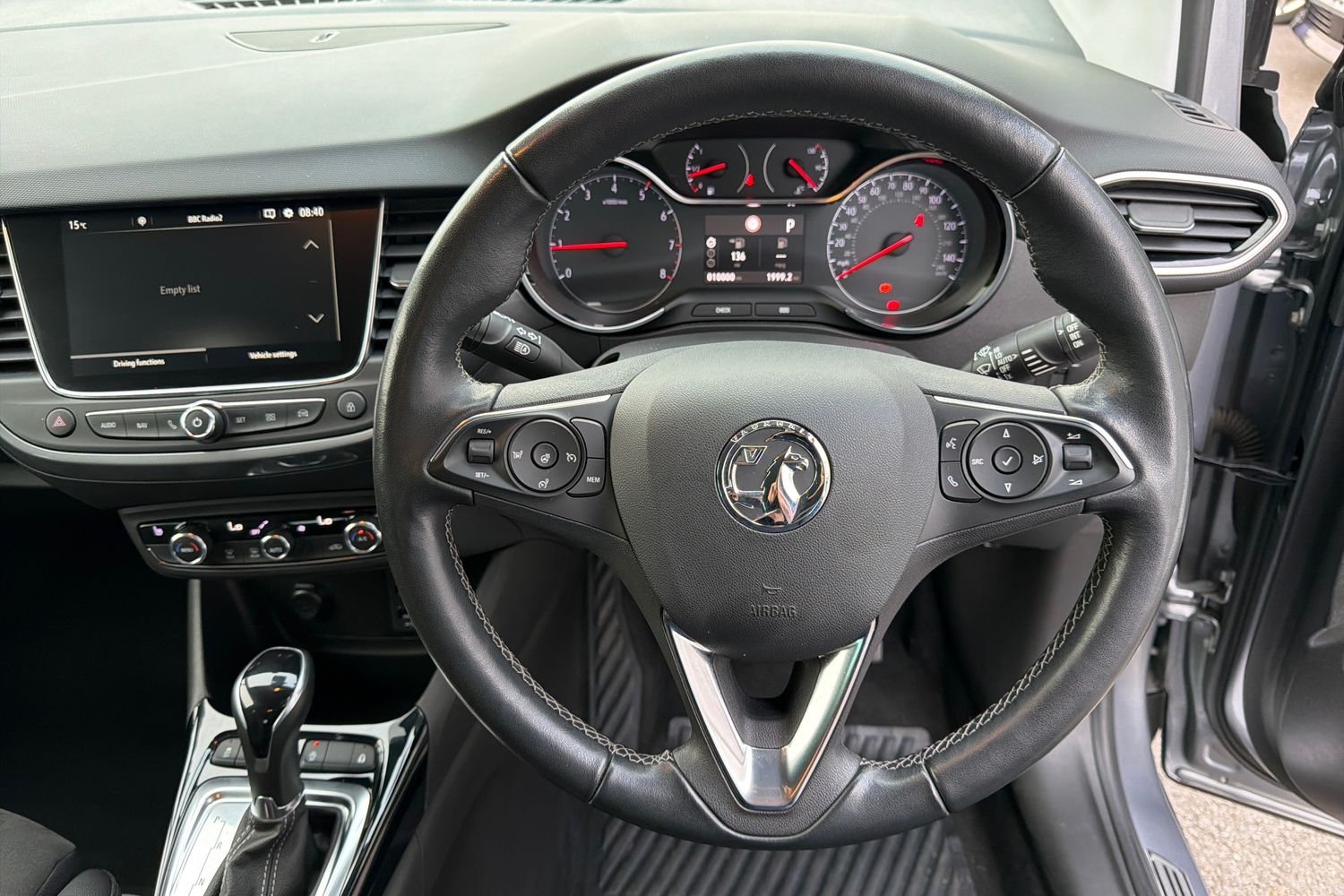 Vauxhall Crossland Photo 11