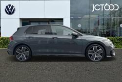 VOLKSWAGEN Golf Photo 4
