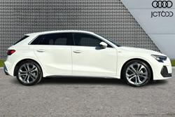 AUDI  A3 Sportback  Photo 4