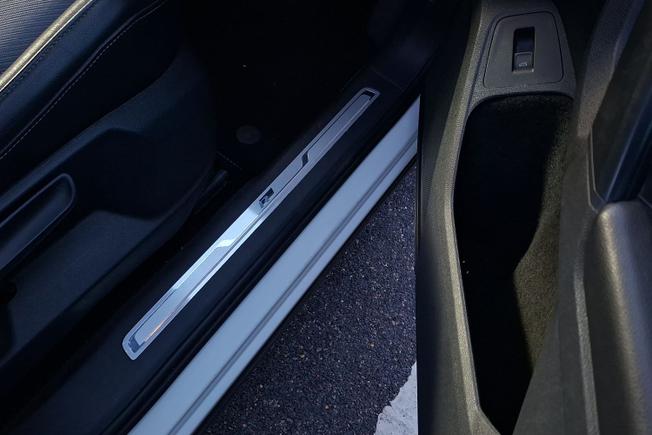 VOLKSWAGEN Tiguan Photo 26