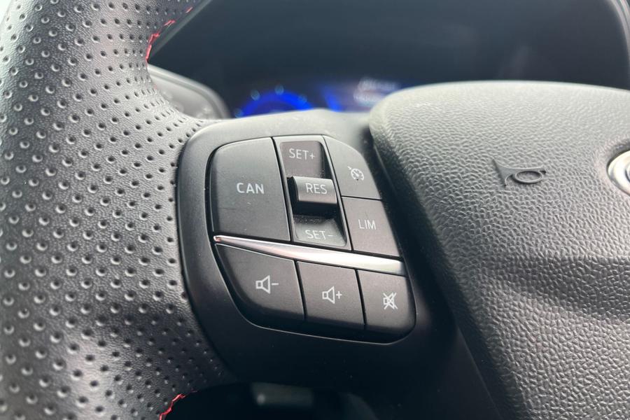 Ford PUMA Photo autoimg-382c41fc764e0b50a48f03f56fbf89da3208c9e2.jpg