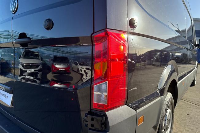 VOLKSWAGEN Crafter Photo 18