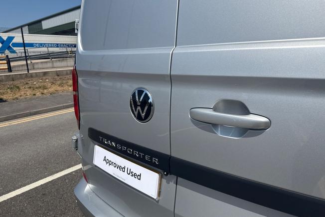 VOLKSWAGEN Transporter Photo 32