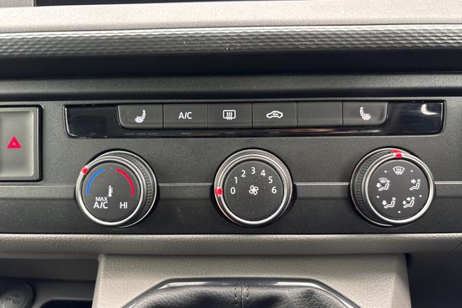 VOLKSWAGEN Transporter Photo 22