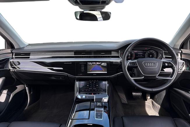 AUDI A8 Photo 10