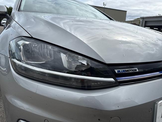 Volkswagen Golf Photo 19