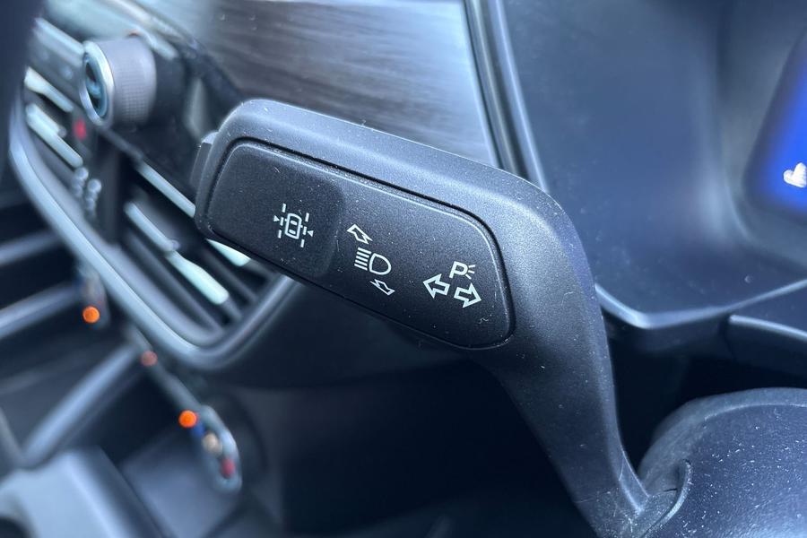 Ford KUGA Photo autoimg-383c970af79d467f3409ce8a2845b555a4466765.jpg