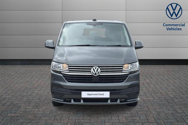 VOLKSWAGEN Transporter Shuttle Photo 8
