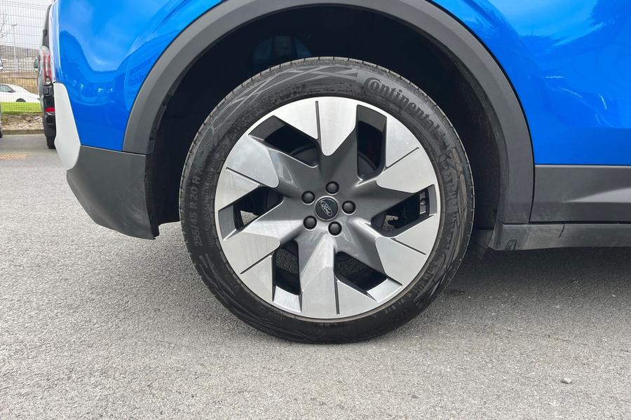 Ford EXPLORER Photo autoimg-38468196f4cf83176c91b8f99c84334df72188c7.jpg