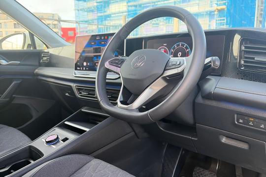Volkswagen Tiguan Photo autoimg-384bfb6c2985eaaeed38ef14f508be8ad5d08174.jpg