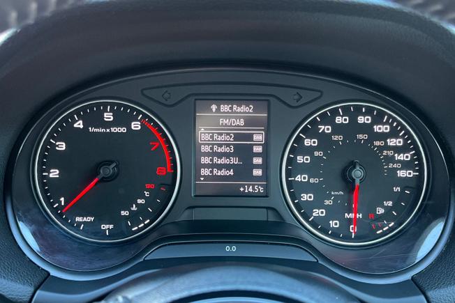 AUDI Q2 Photo 15