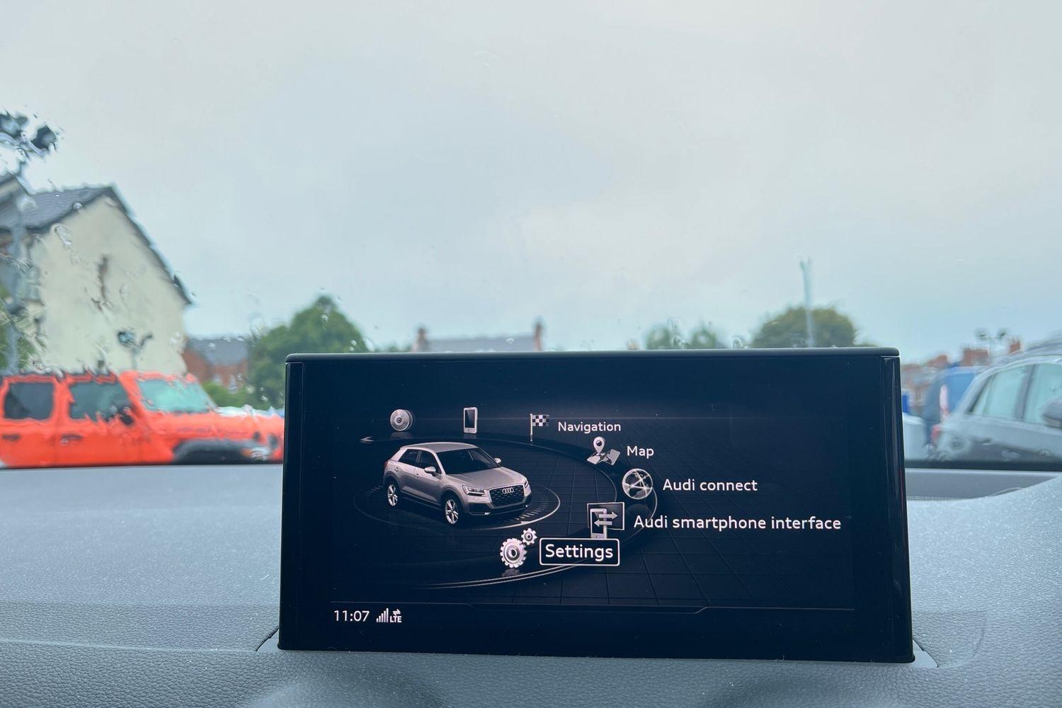 Audi Q2 Photo 37