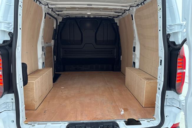 VOLKSWAGEN Transporter Photo 12
