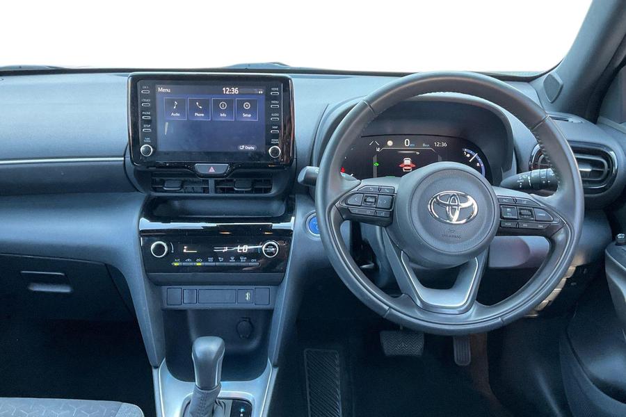 Toyota YARIS CROSS Photo autoimg-385d0df57aa7e37fbbd82d8630535658d37b4075.jpg