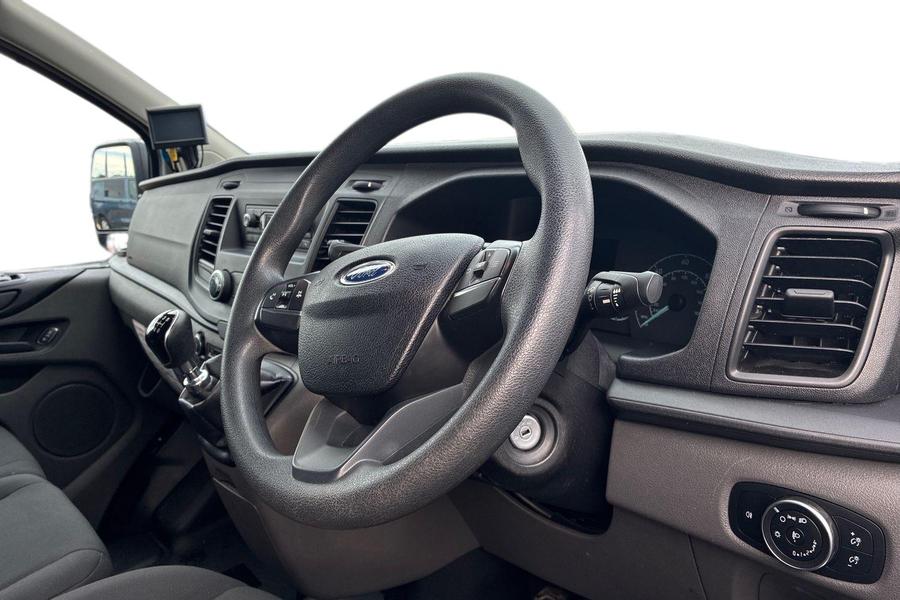 Ford Transit Custom Photo autoimg-385e46a01c3f5fa6377dd30e0313bb2f6736041d.jpg