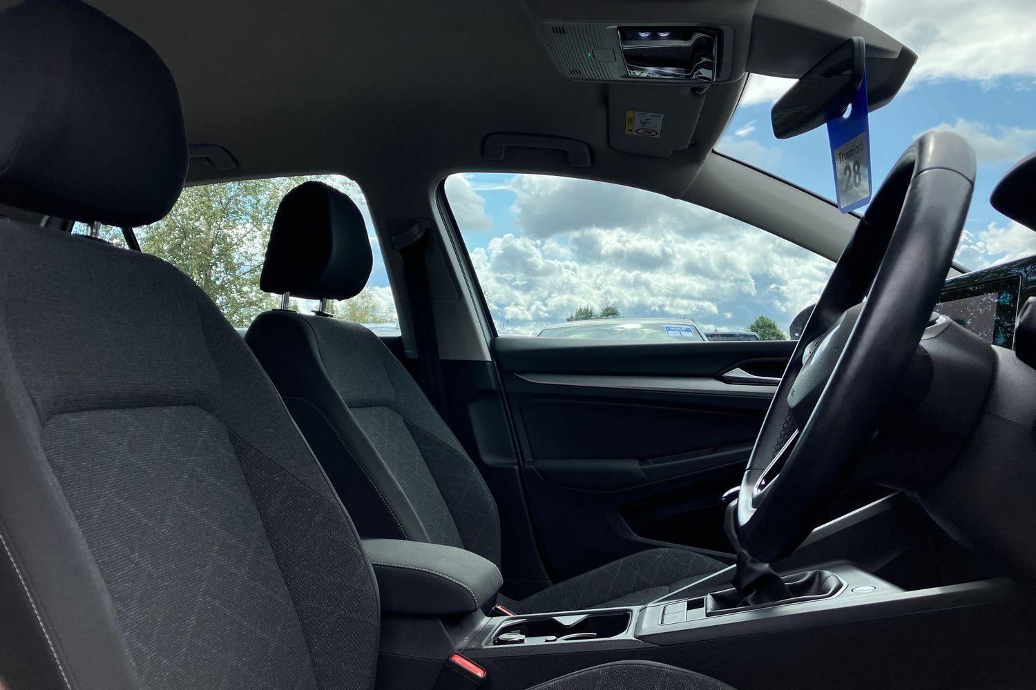 Volkswagen GOLF Photo 16