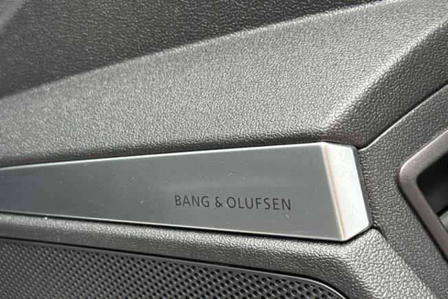 AUDI S3 Photo 33