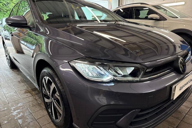 VOLKSWAGEN Polo Photo 19