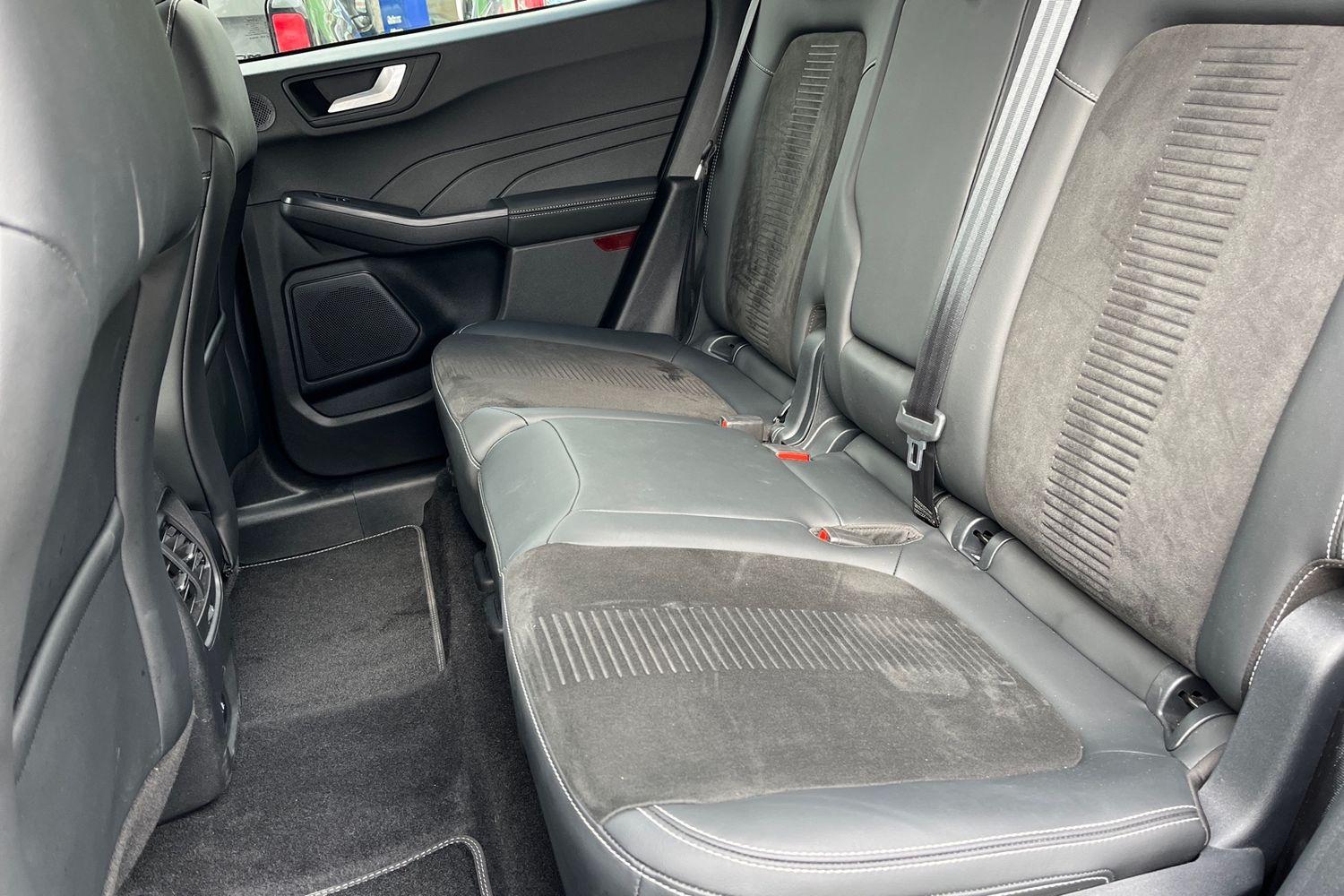 Ford KUGA Photo 19