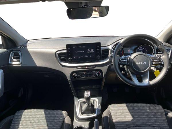 Kia Ceed Photo autoimg-3869d7a859d27ce706aa52b263b17aa8a498cb32.jpg