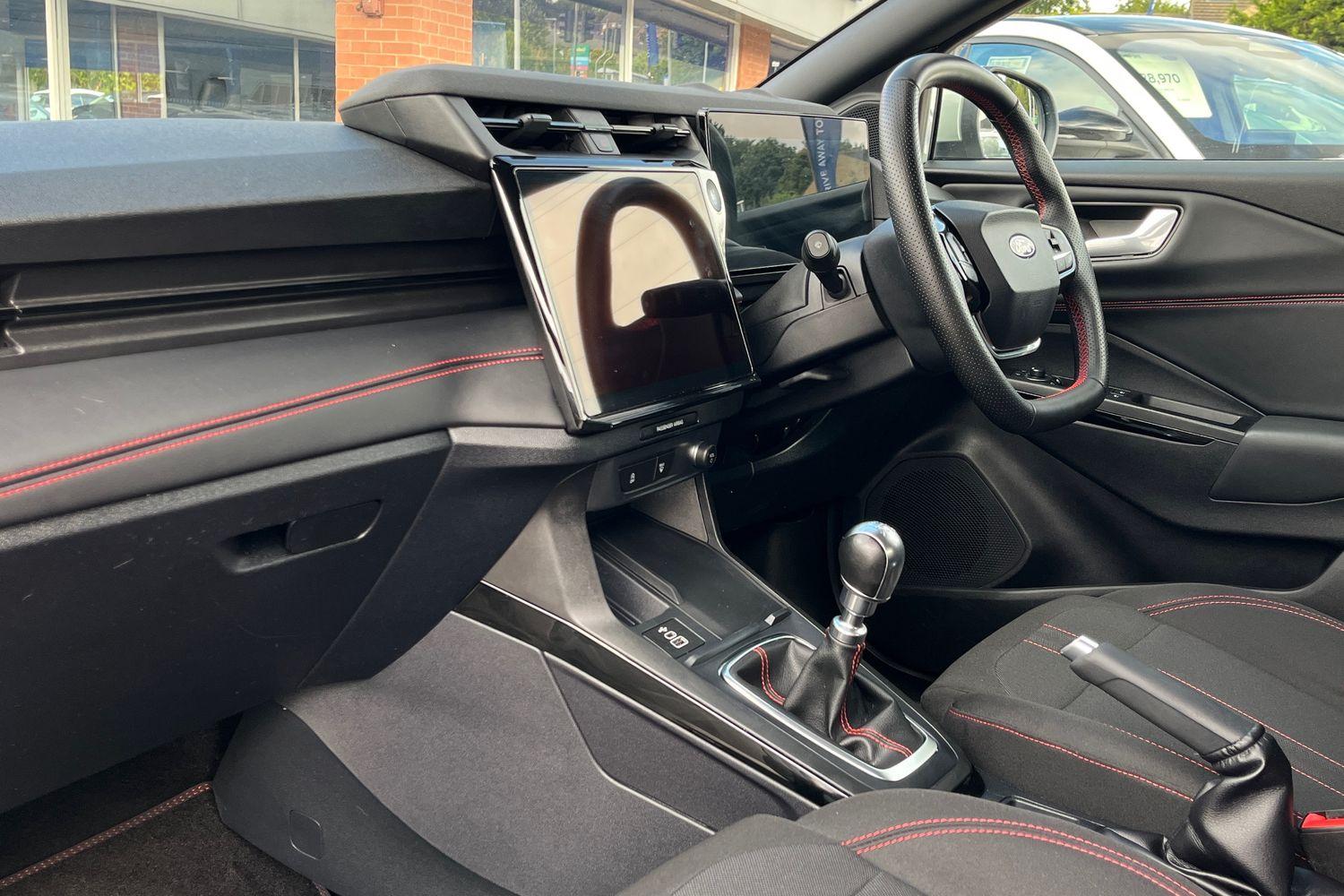Ford PUMA Photo 17