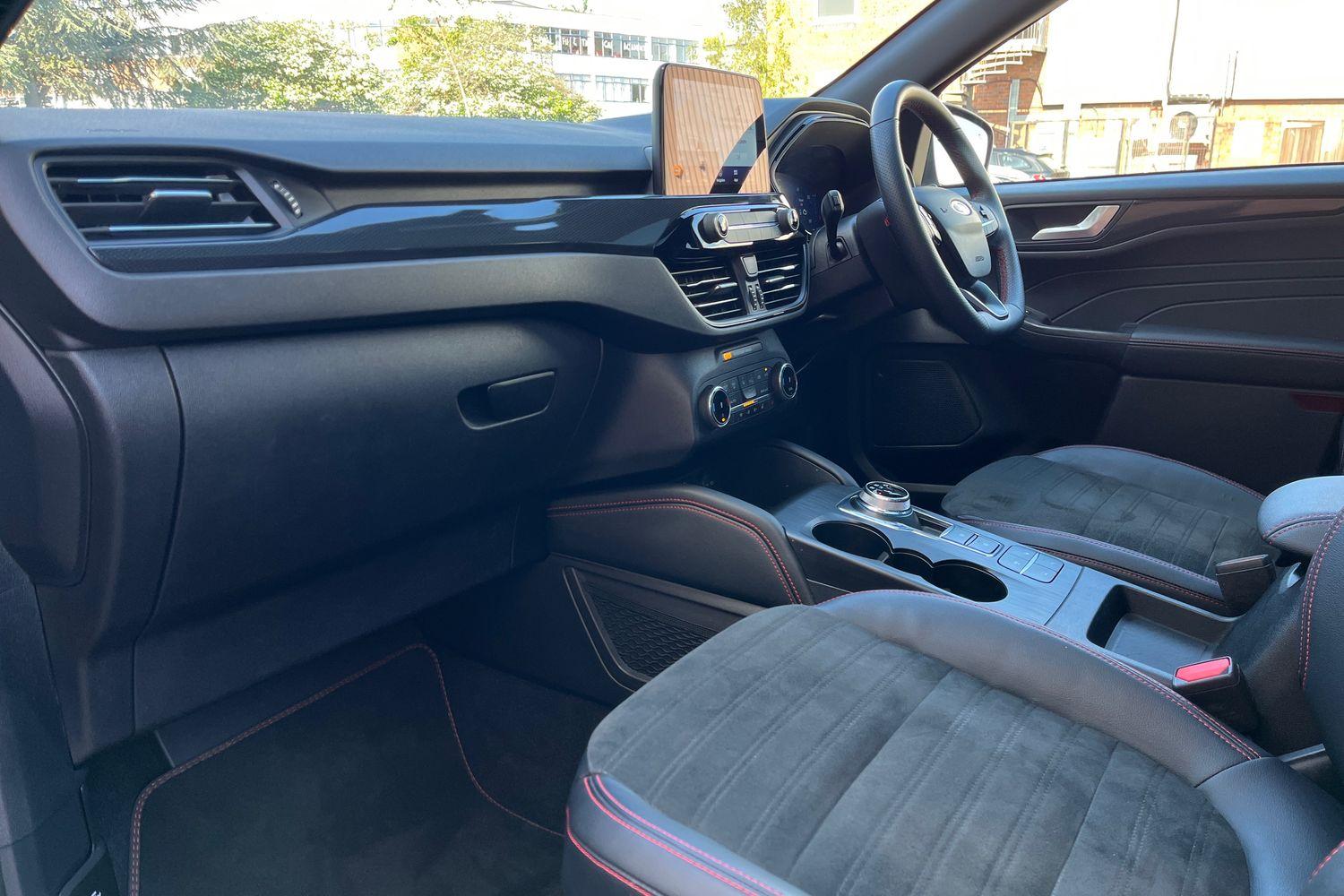 Ford KUGA Photo 17