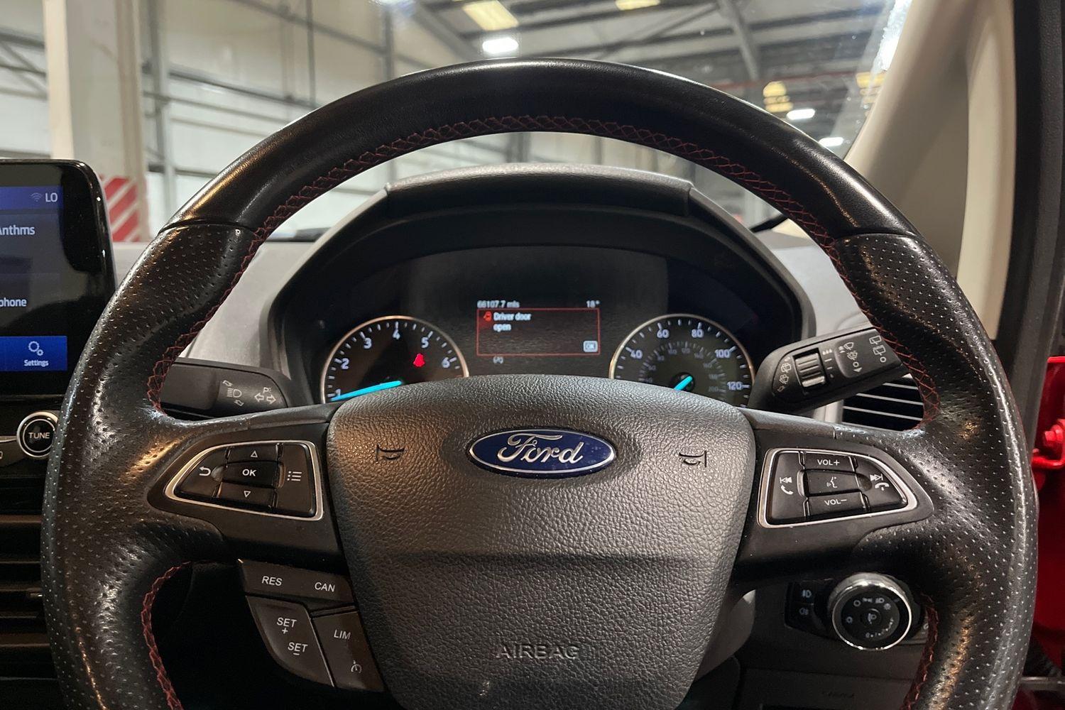 Ford ECOSPORT Photo 11