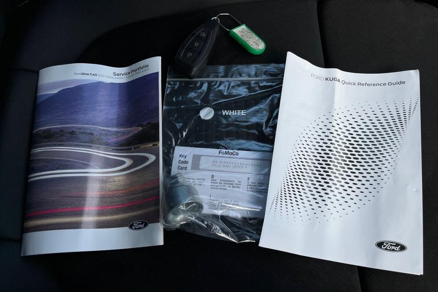 Ford KUGA Photo autoimg-3870f393bf6d72c8bf0fc1dfc2d07fe351f5601c.jpg