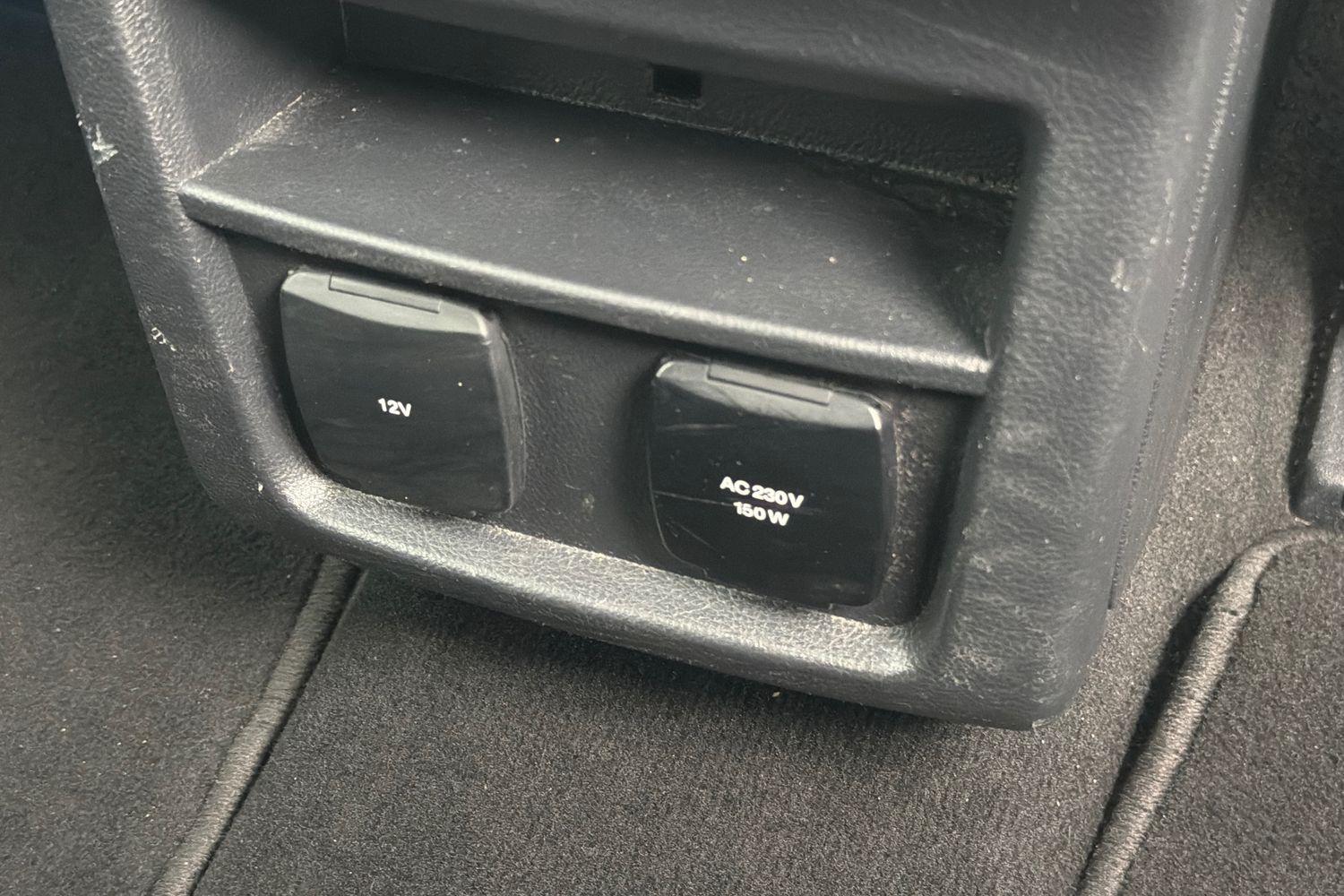 Ford S-MAX Photo 29