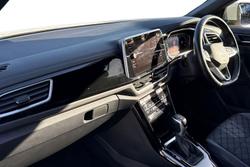 VOLKSWAGEN T-Roc Photo 2