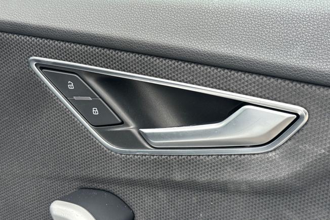 AUDI Q2 Photo 30