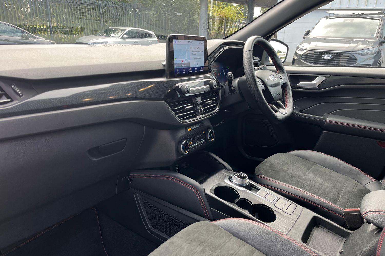 Ford KUGA Photo 17