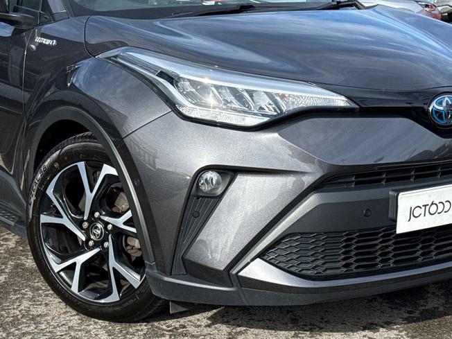 TOYOTA C-Hr Photo 19