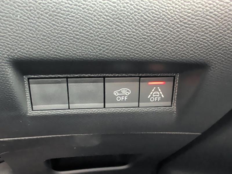 Used Peugeot 2008 NV71ARZ 37