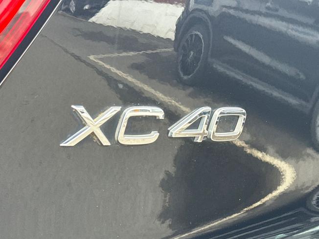 VOLVO Xc40 Photo 33