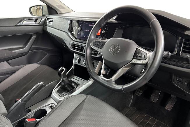 VOLKSWAGEN Polo Photo 6
